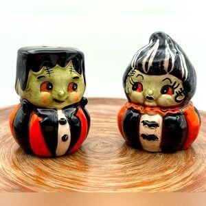 Johanna Parker Halloween Frankenstein & Bride Salt And Pepper Shakers -NEW